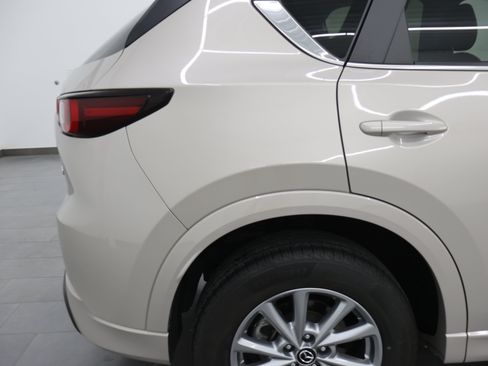 Used 2024 MAZDA CX-5 AWD 2.5 S w/ Select Package image 25