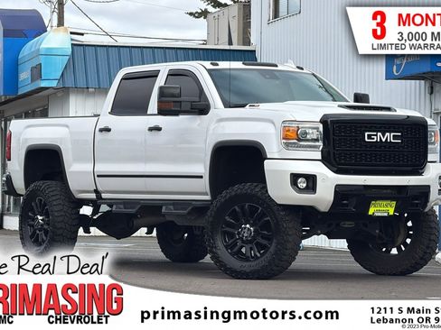 Used 2018 GMC Sierra 2500 Denali w/ Duramax Plus Package AWD/4WD image 1