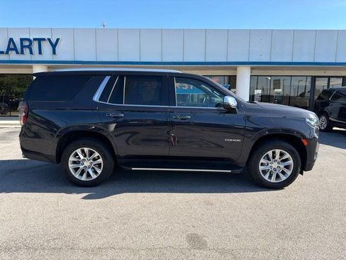 Used 2024 Chevrolet Tahoe Premier AWD/4WD image 2