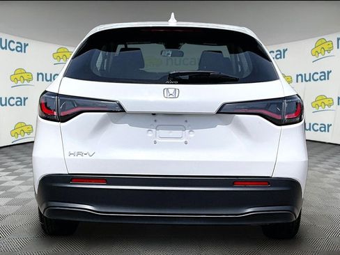 Used 2023 Honda HR-V LX image 5