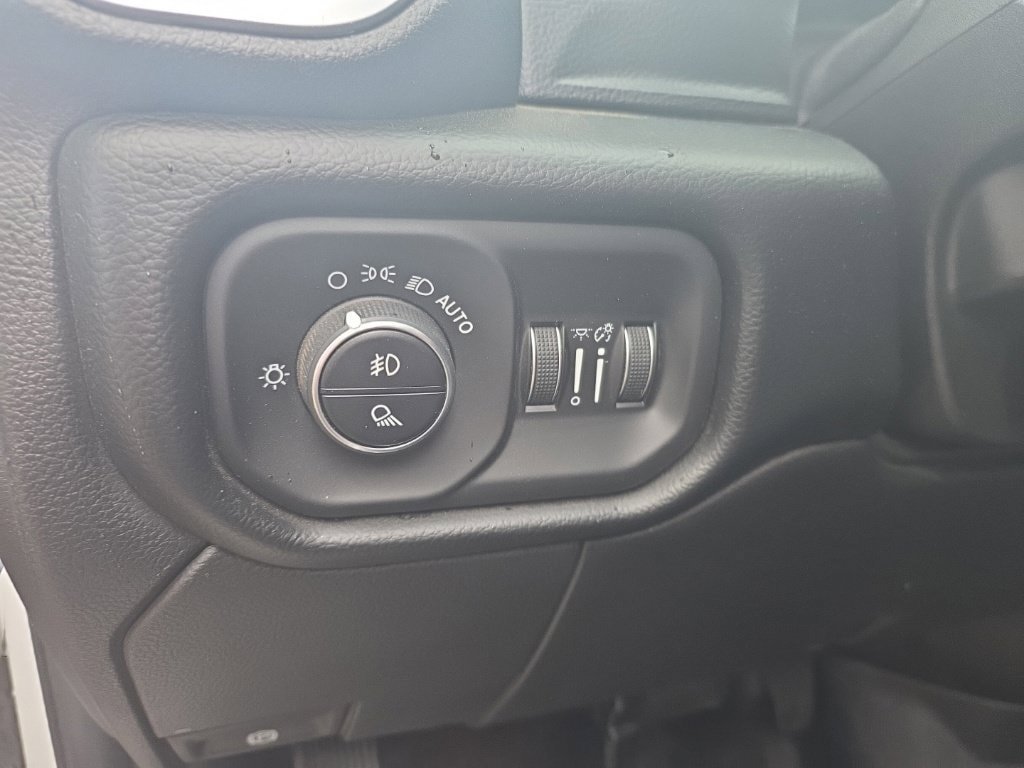 Used 2019 RAM 2500 Big Horn AWD/4WD image 14