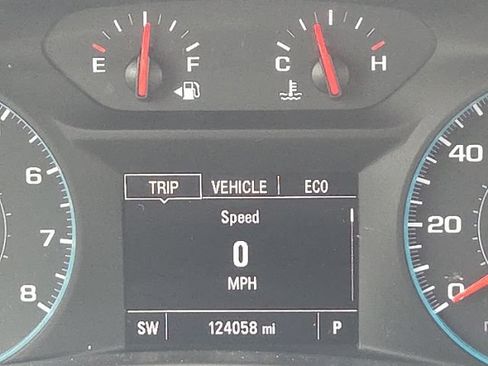Used 2018 Chevrolet Equinox LS FWD image 41