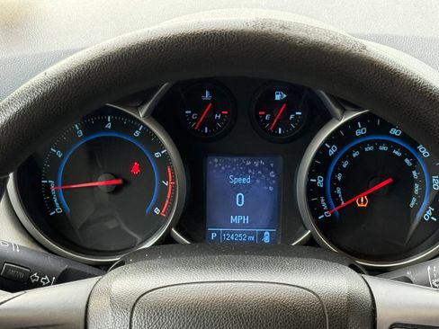 Used 2012 Chevrolet Cruze LS w/ Connectivity Package FWD image 8