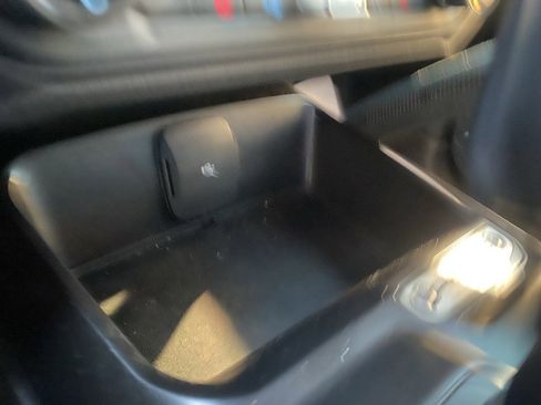 Used 2023 Ford Bronco Wildtrak image 23