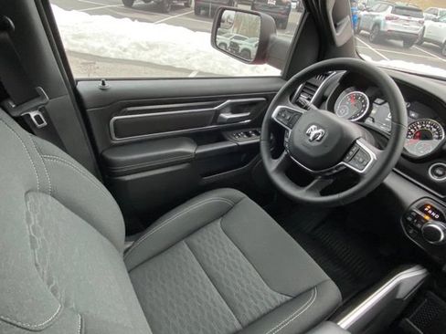 Used 2025 RAM 1500 Big Horn AWD/4WD image 24