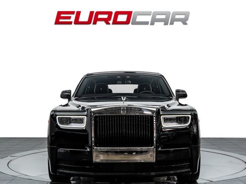Used 2022 Rolls-Royce Phantom Sedan RWD image 10
