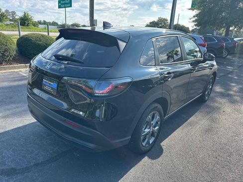 Certified 2026 Honda HR-V LX image 3