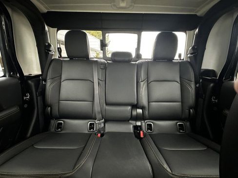 New 2026 Jeep Gladiator Sport AWD/4WD image 11