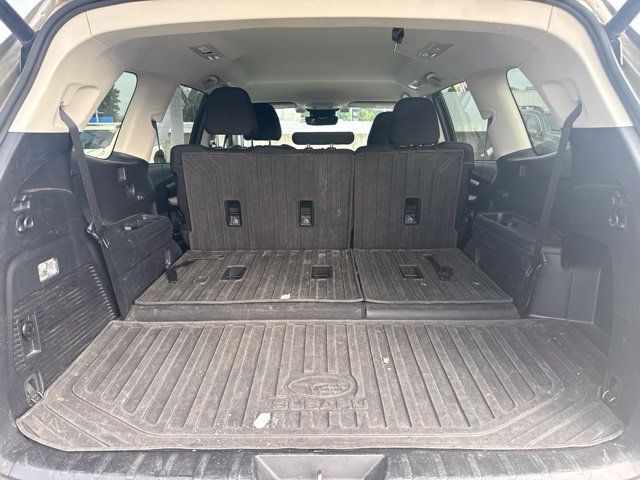 Used 2022 Subaru Ascent Premium w/ Convenience Package AWD/4WD image 10