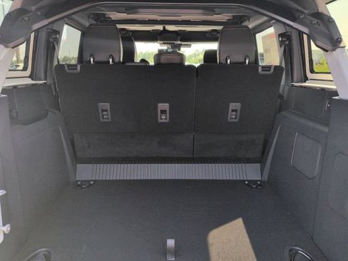 New 2026 Ford Bronco Raptor w/ Interior Carbon Fiber Pack AWD/4WD image 13