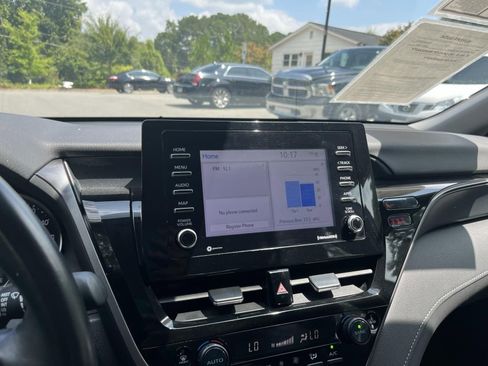 Used 2023 Toyota Camry SE FWD image 32