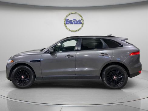 Used 2017 Jaguar F-PACE Prestige AWD/4WD image 2