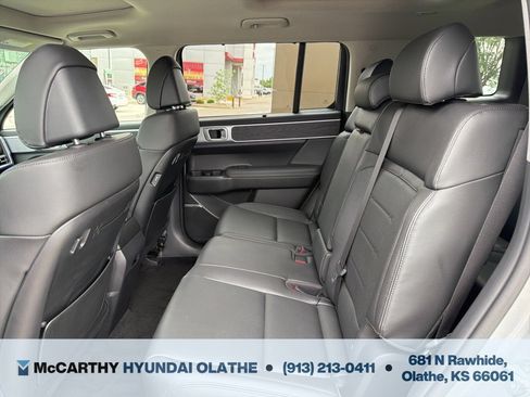 Certified 2024 Hyundai Santa Fe Limited FWD image 5