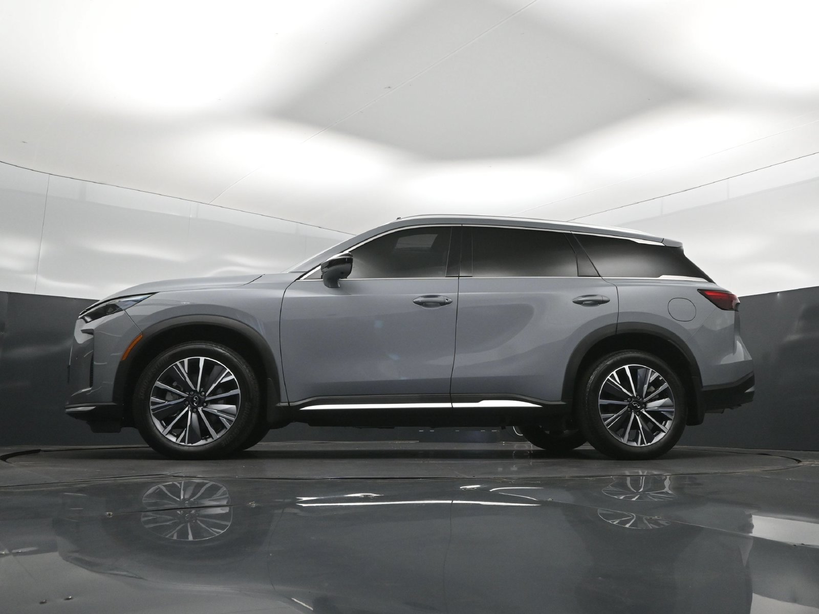 Certified 2026 INFINITI QX60 Luxe w/ Cargo Package FWD image 40