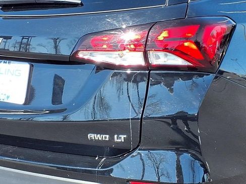 Used 2023 Chevrolet Equinox LT image 25
