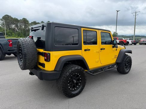 Used 2015 Jeep Wrangler Unlimited Sport w/ Quick Order Package 24S AWD/4WD image 4