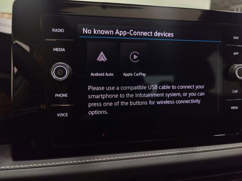 Used 2025 Volkswagen Jetta SEL image 24