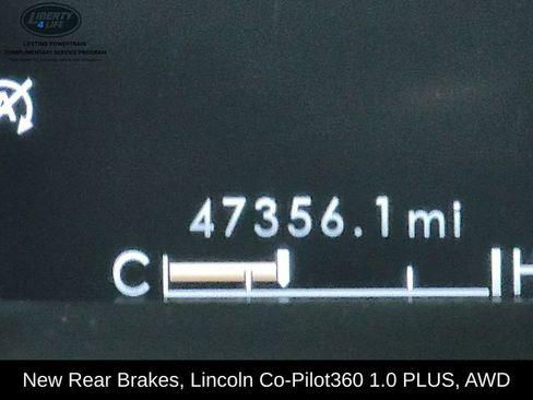 Used 2022 Lincoln Nautilus Reserve AWD/4WD image 30