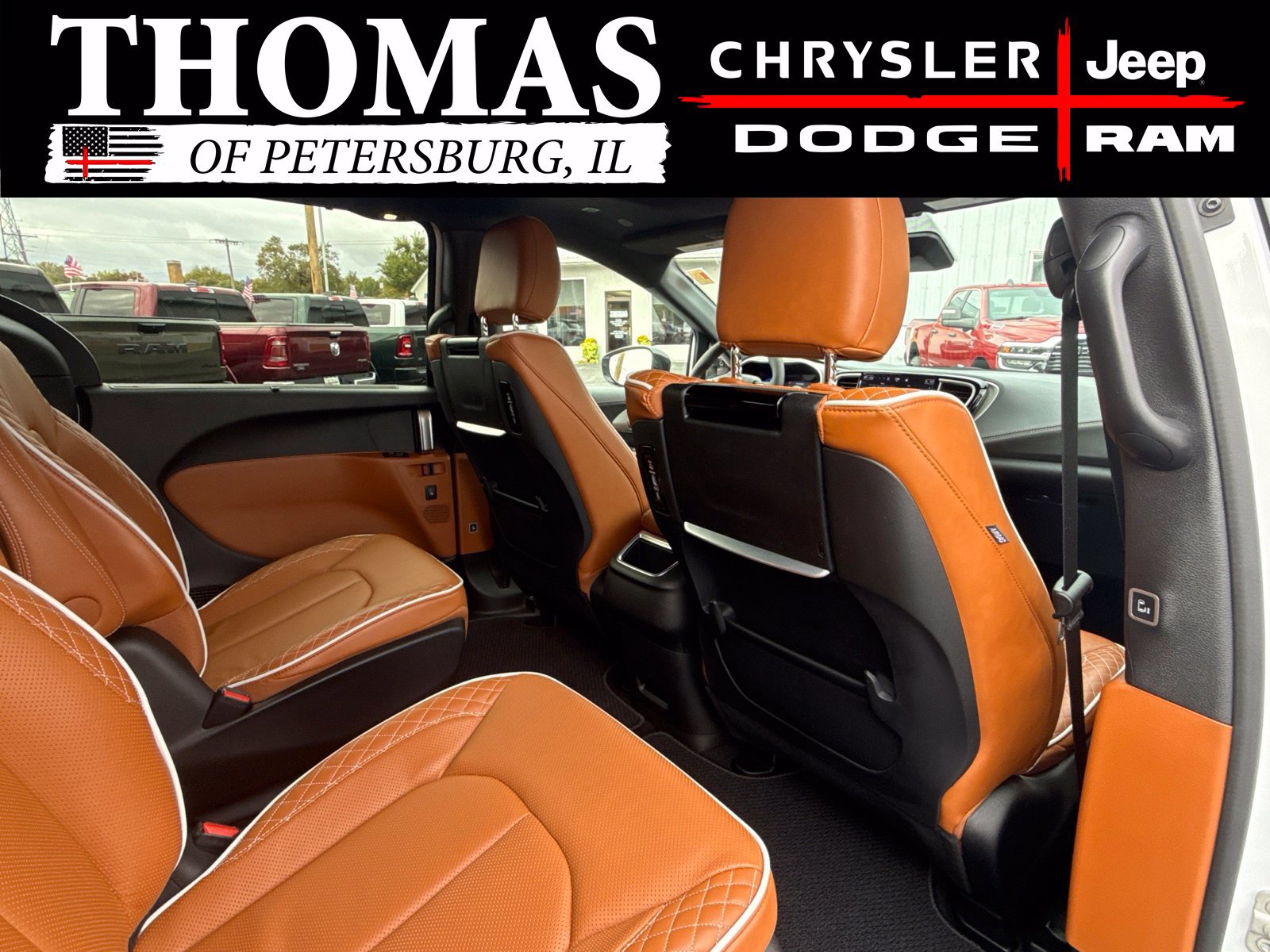 Used 2026 Chrysler Pacifica Pinnacle AWD/4WD image 37