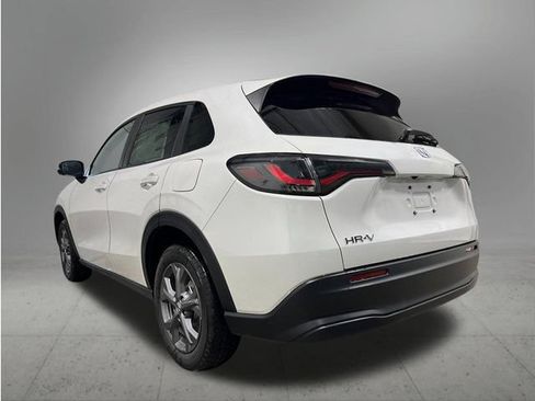 New 2027 Honda HR-V LX image 3