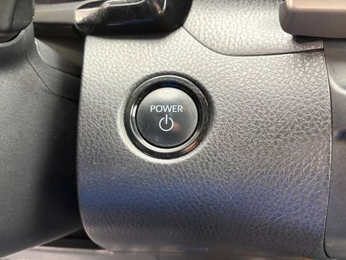 Used 2025 Toyota Camry SE FWD image 20