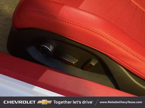Used 2023 Chevrolet Corvette Stingray Premium Cpe w/ Z51 Performance Package RWD image 36