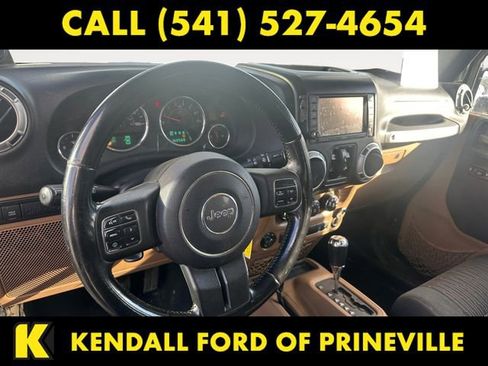 Used 2011 Jeep Wrangler Unlimited Rubicon w/ Dual Top Group image 10