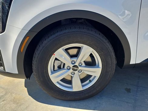 New 2026 Kia Sorento LX image 35