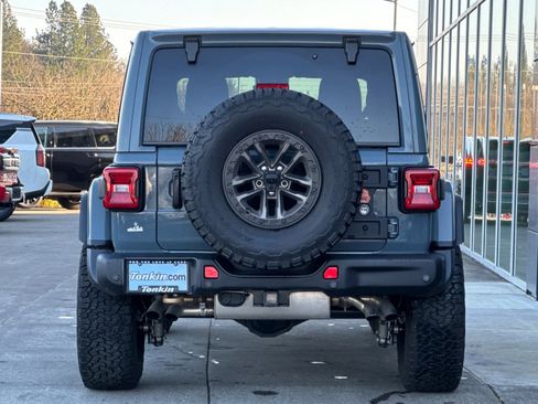 Used 2024 Jeep Wrangler Unlimited Rubicon 392 image 4
