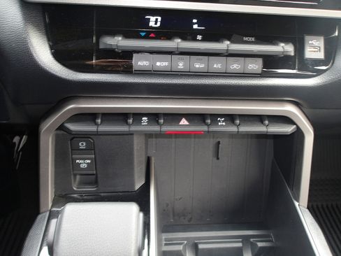 Used 2025 Toyota Tundra SR5 image 19