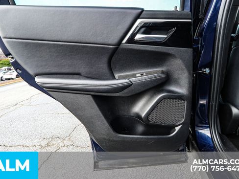 Used 2023 Mitsubishi Outlander SE image 58