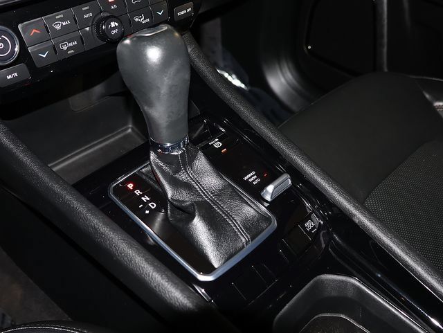 Used 2023 Jeep Compass Limited AWD/4WD image 21