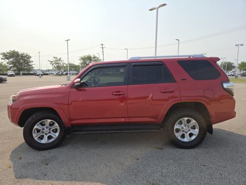Used 2014 Toyota 4Runner SR5 Premium AWD/4WD image 14