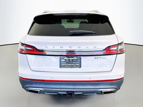 Used 2020 Lincoln Nautilus Reserve w/ Equipment Group 202A AWD/4WD image 6