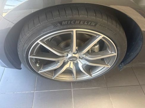 Used 2023 Genesis G70 2.0T RWD image 3
