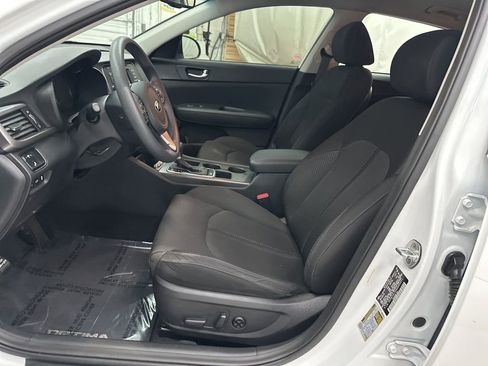 Used 2016 Kia Optima LX w/ LX Convenience Package image 18