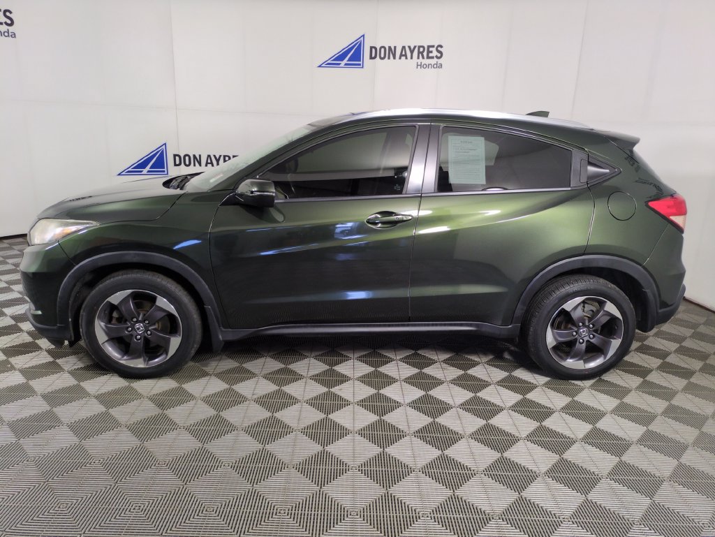 Used 2018 Honda HR-V EX-L image 2