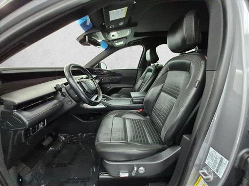 Used 2024 Lincoln Nautilus Reserve w/ Equipment Group 202A AWD/4WD image 17