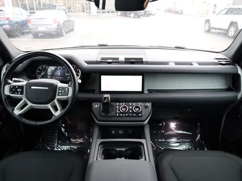 Used 2021 Land Rover Defender 110 image 12