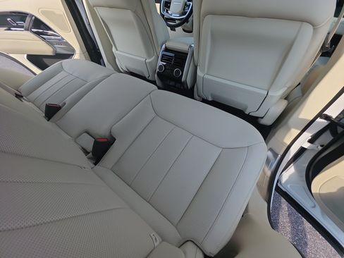 New 2026 Land Rover Range Rover SE AWD/4WD image 11