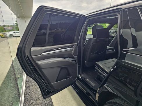 Certified 2025 Cadillac Escalade Sport w/ Touring Package AWD/4WD image 16