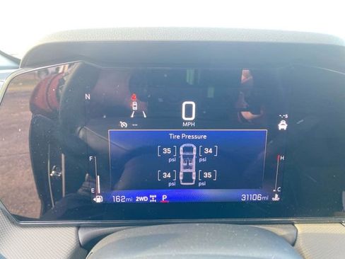 Used 2024 Chevrolet TrailBlazer ACTIV w/ Convenience Package image 11