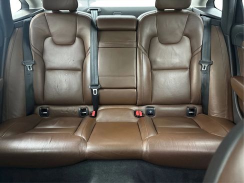 Used 2018 Volvo S90 T6 Inscription image 20