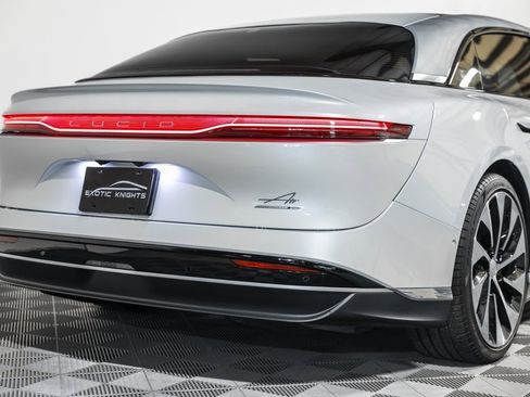 Used 2022 Lucid Air Grand Touring image 8
