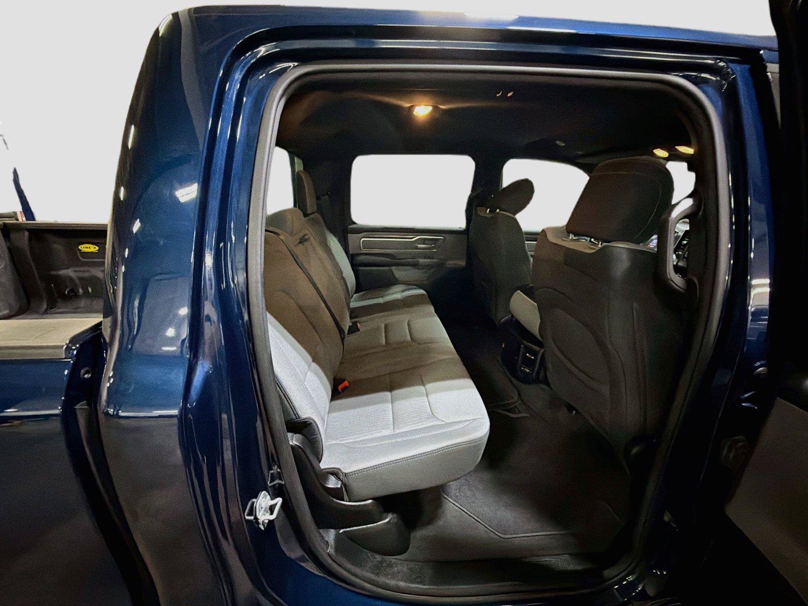 Used 2021 RAM 1500 Big Horn AWD/4WD image 23