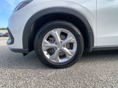 Certified 2024 Honda HR-V LX image 11