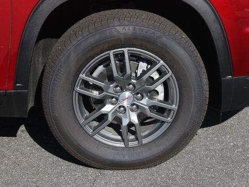 New 2025 GMC Acadia Elevation image 11