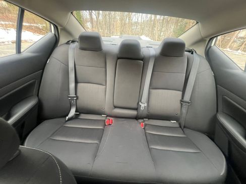 Used 2025 Nissan Altima 2.5 SV image 33