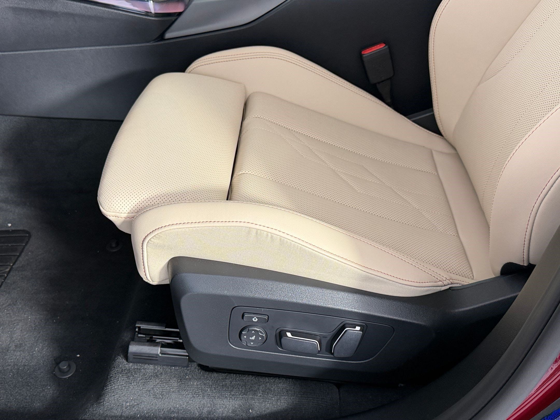 Used 2026 BMW X3 xDrive30i w/ Convenience Package AWD/4WD image 15