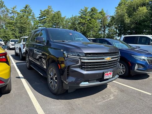 Used 2023 Chevrolet Tahoe LT w/ Luxury Package AWD/4WD image 2